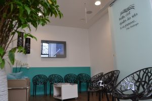 salle d'attente cabinet de Chirurgie esthétique Nantes